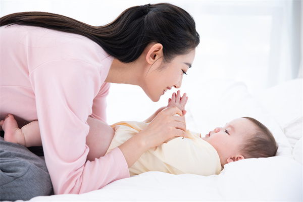 月嫂培训多少钱？学月嫂学费是多少？(图2)