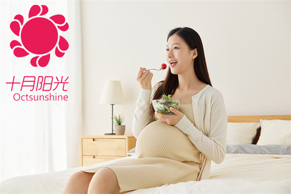 双胞胎请金牌月嫂合适吗？(图2)