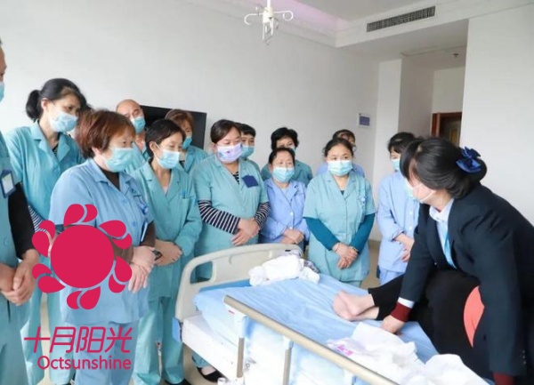 北京外来务工人员转行指南:考个护理证(图2) 北京外来务工人员转行指南:考个护理证(图2)