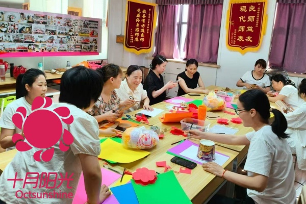 北京望京育婴师培训:韩国城里的母婴护理培训(图1) 北京望京育婴师培训:韩国城里的母婴护理培训(图1)