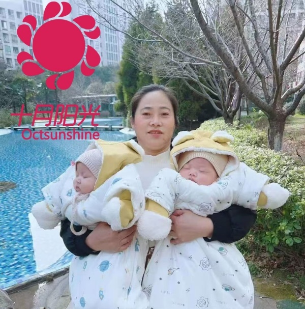 北京双胞胎护理育儿嫂哪里找?(图1) 北京双胞胎护理育儿嫂哪里找?(图1)